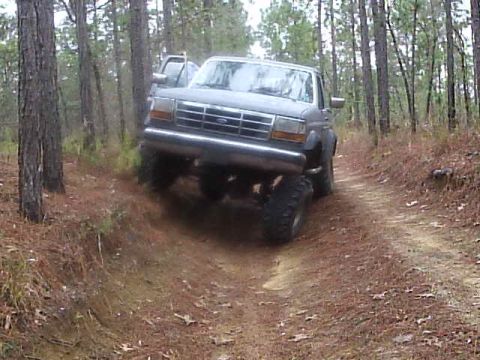 1992 Ford Bronco - 2wd flex