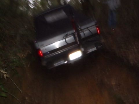 1992 Ford Bronco - fuzzy shot of a dunnellon ATV trail. you can't see it, but my arm is resting on the wall to my left. about 2" between the wall and my flares