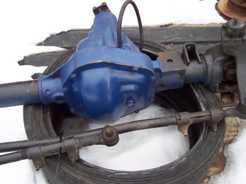 1994 Ford Bronco - This is a Ford rear axle assembly, likely from an older truck or SUV.