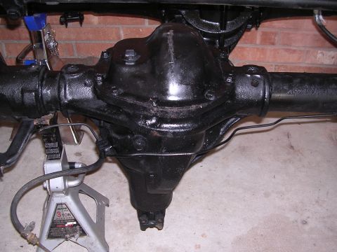 1995 Ford Bronco - The much sought after straight axle version of the Dana 44. Cant wait to ditch the TTB setup