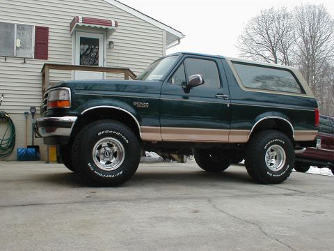 1995 Ford Bronco - 4" lift with 35x12.50 BF Goodrich A/Ts.