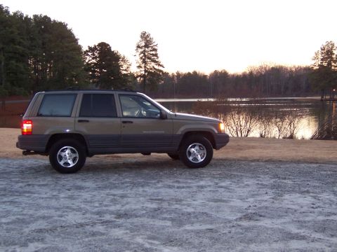 1997 Jeep Grand Cherokee photo