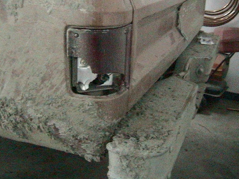 1981 Chevrolet C/K Pickup rear corner with broken taillight assembly