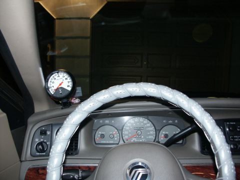 2001 Mercury Grand Marquis - Summit Racing - Tach