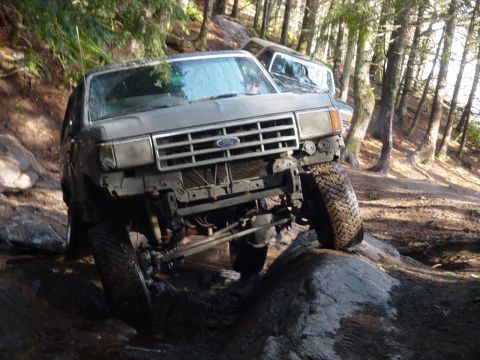 1987 Ford Bronco - poser shot