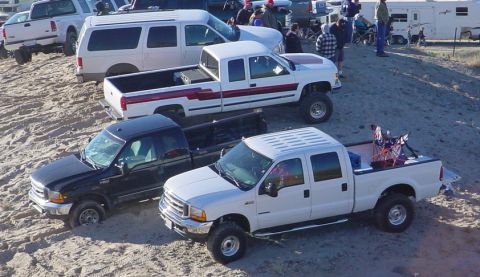 1999 Ford F-250 - on the hill in Laughlin ,NV watching the races