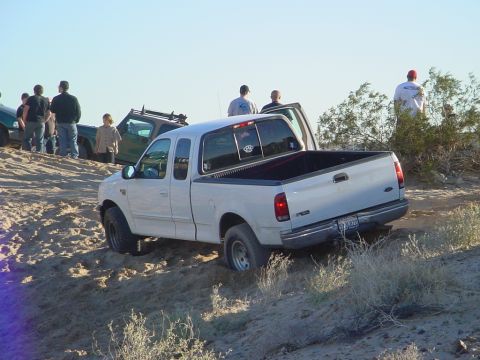 1999 Ford F-250 - oops is that sand I'm stuck in