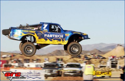 1999 Ford F-250 - fabtech kickin tail
