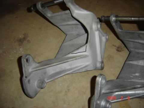 1990 Ford Bronco - This is how much needs to be ground off to clear the 3G.