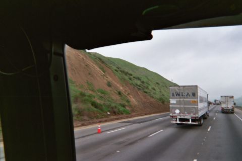 1990 Ford Bronco - 5 FWY north bound on the Grapevine