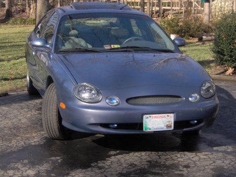 1999 Ford Taurus - February '05, just thoroughly cleaned :)