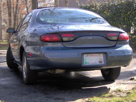 1999 Ford Taurus - another from February '05 when i cleaned it