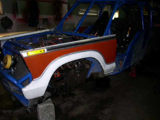 Time to make the Bruggy look like a Bronco again