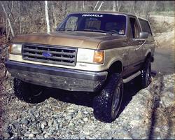 1990 Ford Bronco photo