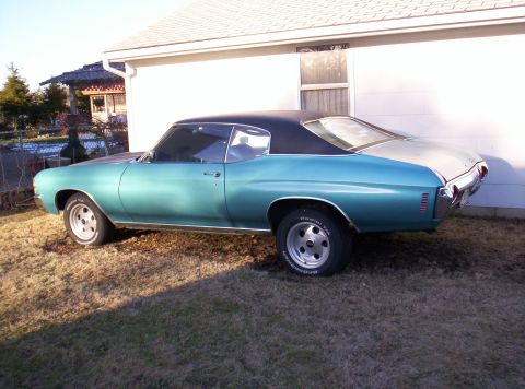 1971 Chevrolet Chevelle - This coupe has a distinctive body style that points to a 1970 model year.