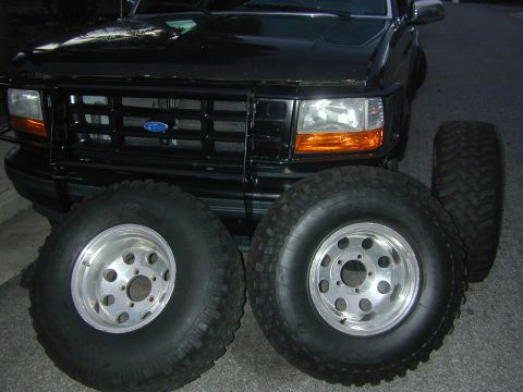 1992 Ford Bronco photo