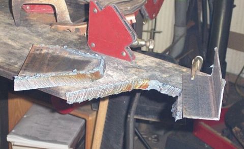 1986 Ford Ranger - Making a cover plate. Plasma plus 1/2" plate =good