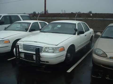 1999 Ford Crown Victoria - '98 Crown Vic ex- WSP (Washington State Patrol) car. Rare to see pushbars still on.