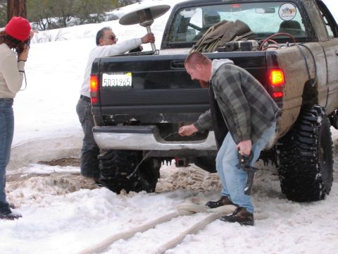 1985 Ford Bronco - winch was jammed. tried to get it loose but broke the end of the cable off.