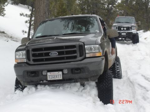 2000 Ford F-450 - He finally got stuck