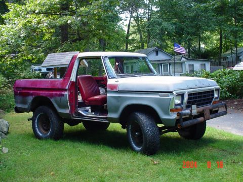 1994 Ford Bronco photo