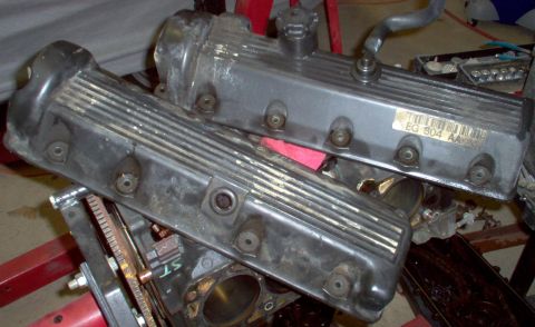 1994 Ford Crown Victoria - Valve covers
