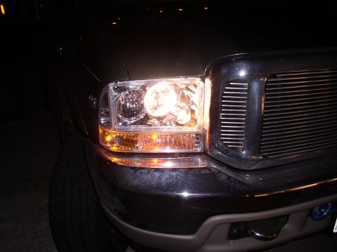 2000 Ford Excursion - APC projectors w/Silver Stars