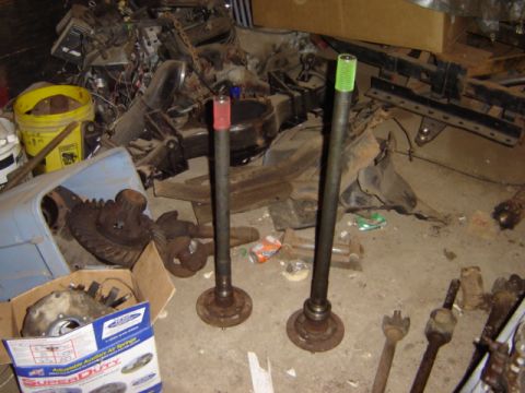 1992 Ford Bronco - 35 spline semifloat 5 on 5.5 shafts.