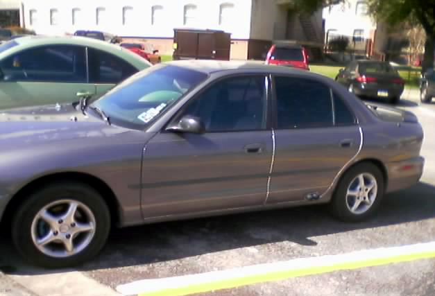 Notice bottoom of the rear door.