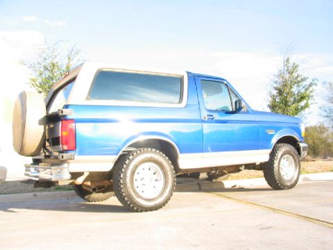 1996 Ford Bronco - i can see blue...and he's glorious.