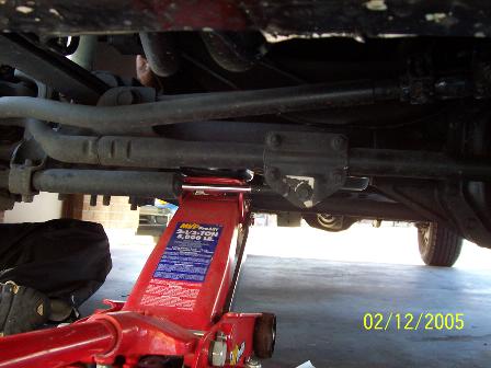 2000 Ford Excursion - Stock steering stablizer