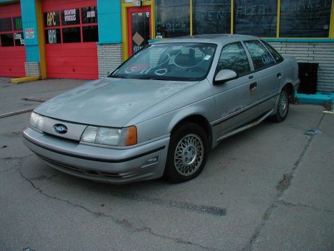 1997 Ford Taurus - This sedan's body style suggests a model year around 1992, not 1997.