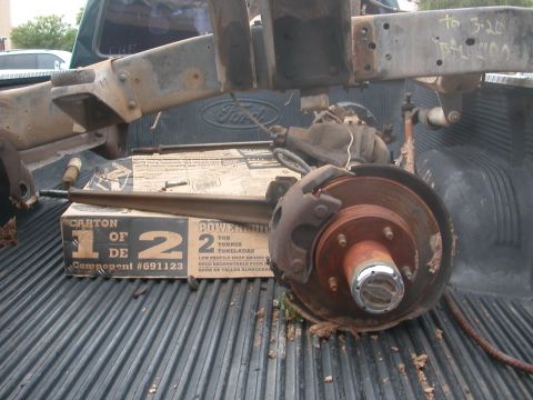 1984 Ford Bronco - Detaching from frame...