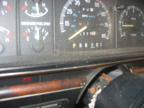 1989 Ford Bronco - I turned the AC and lights off after doing the voltage tests...looked down and Uh oh. What have we here. Tested voltage again...12.7 and dr…