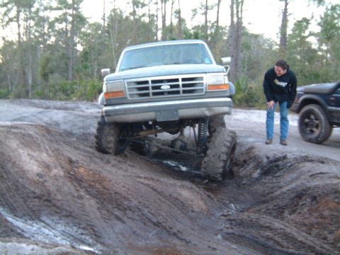 1992 Ford Bronco - yowza
