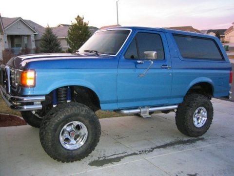 1989 Ford Bronco photo