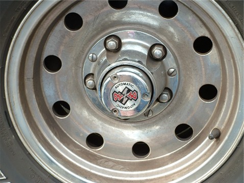1996 Ford Bronco - what i started with...