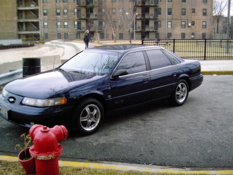 1992 Ford Taurus photo