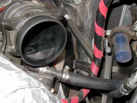 2002 Ford Excursion - Photo of the fume shroud cut off inside the collector