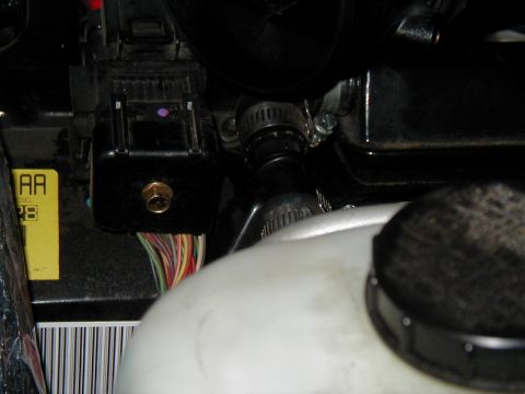 2002 Ford Excursion - You can see the 90 degree CCV elbow connected to a 3/4" ID plastic coupler with two screw clamps going to the 3/4" ID coolant hose