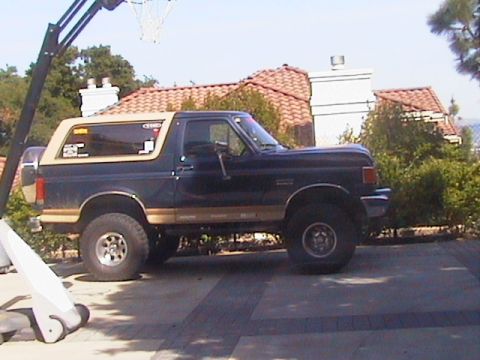 Oopsie (3/31/04) - 1991 Ford Bronco