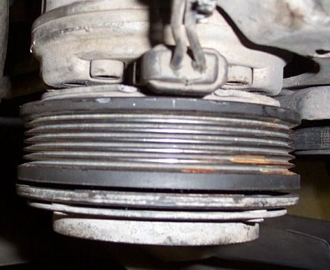 1986 Ford Ranger - The only problem is that the gap here is a little large; I can get it to engage by pushing the rubber surround back by hand, unk if it will…
