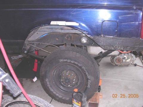 1994 Ford Bronco - the small tires dont show how much 4 inches really is. Mr sawzall is going to have to pay me a visit