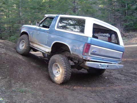 1989 Ford Bronco - Todd flexing