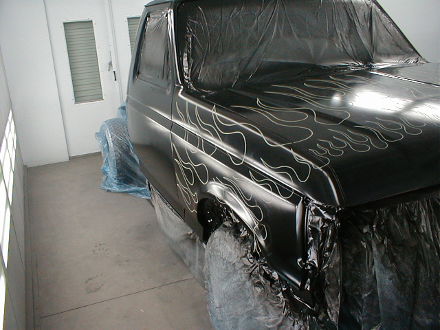 BLACK BASE COAT