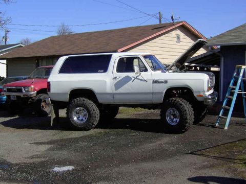 1987 Dodge 1500 photo