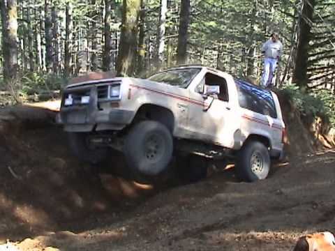 1994 Ford Explorer - This 1989 Ford Bronco II is shown off-roading on a wooded trail.