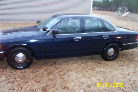 1997 Ford Crown Victoria photo