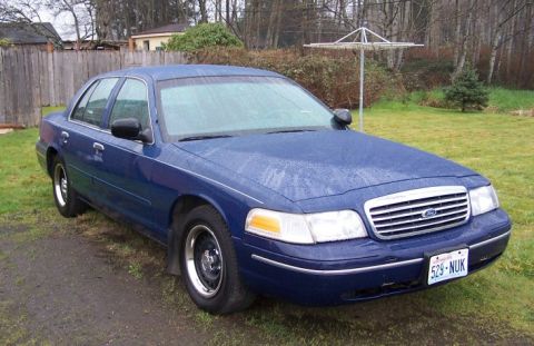 1998 Ford Crown Victoria photo