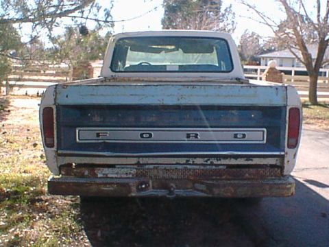 1976 Ford F-250 - The only panel I will replace, the tailgate! You have to love rust free california metal!